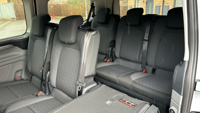 Ford Tourneo Custom 320 L1 Diesel Fwd 2.0 EcoBlue 136ps H1 Titanium 8 seater Auto